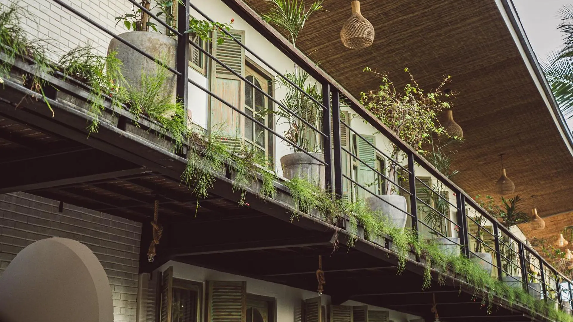 White Penny Hostel Seminyak Indonesia