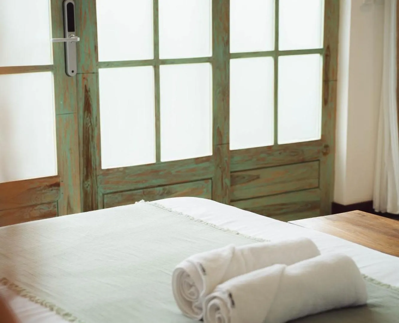 White Penny Hostel Seminyak