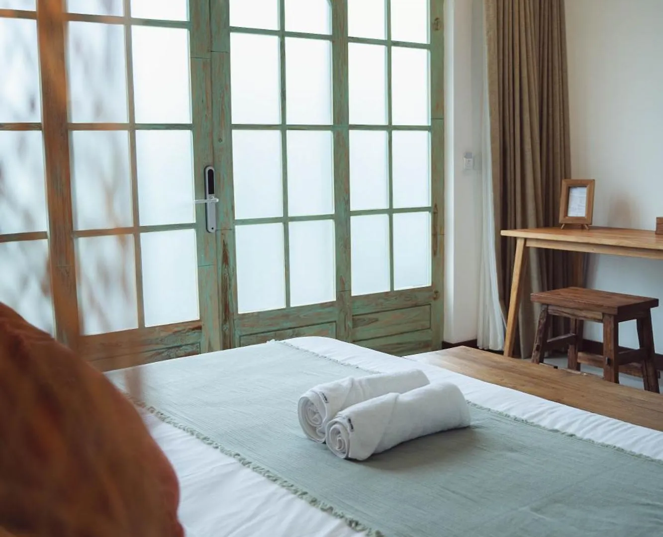 White Penny Hostel Seminyak
